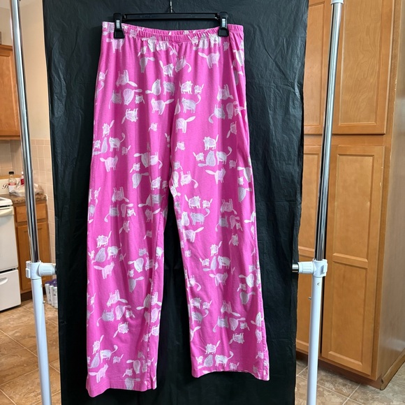 Women’s Medium Pink Pajama Pants with Cat Print Loungewear Animal Print - Picture 1 of 4